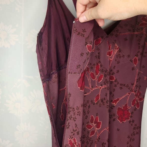 VINTAGE 1990s Beyer Too! Burgundy Cottage Floral Slip Maxi Dress Size 5 - Picture 7 of 13